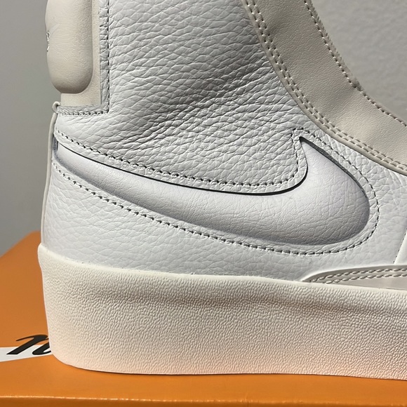 NWT Women's Nike Blazer Mid Victory Sneakers - Off-white & Cream - DR2948100 - Picture 3 of 12